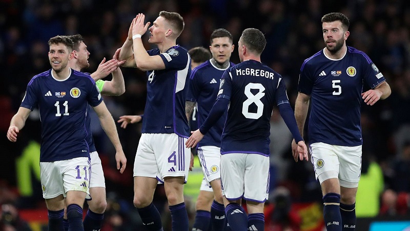 Danh sách đội tuyển Scotland tham dự Euro 2024: Ngôi sao Scott Mctminay - Ảnh 2