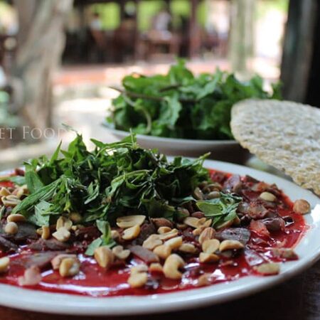 Mơ Thấy Ăn Tiết Canh Đánh Con Gì Thay Tài Đổi Vận ?