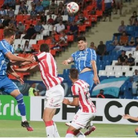Soi kèo phạt góc Estudiantes vs Godoy Cruz, 7h15 ngày 4/6